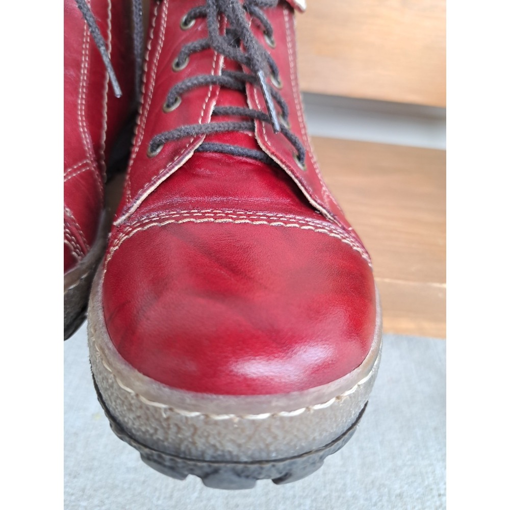 V-Italia Women's Red Water-Resistant Leather Lace-up Flat Ankle Boots 8.0 EU 39 - Picture 8 of 16